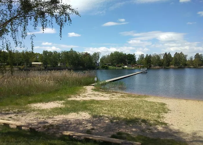 Neu! See-ferienwohnung 2 *